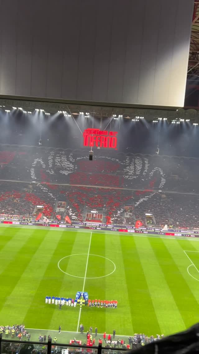 Die Choreo der Curva Sud beim Derby AC Mailand - Inter in San Siro