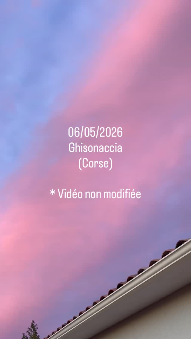 Rosa Himmel bei Sonnenuntergang über Ghisonaccia, Korsika