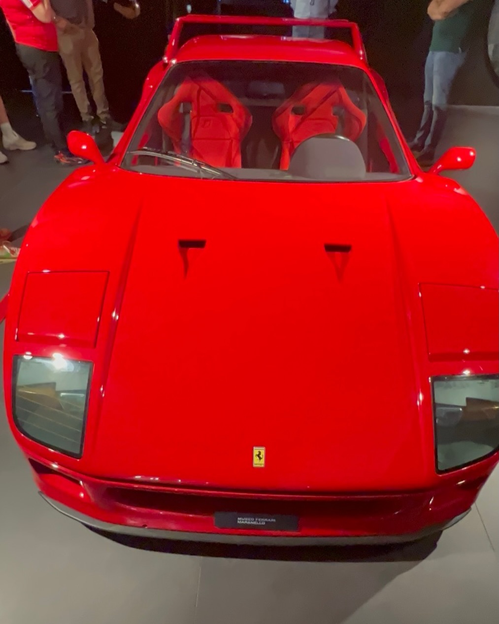 Ein Ferrari F40 im Ferrari-Museum in Maranello