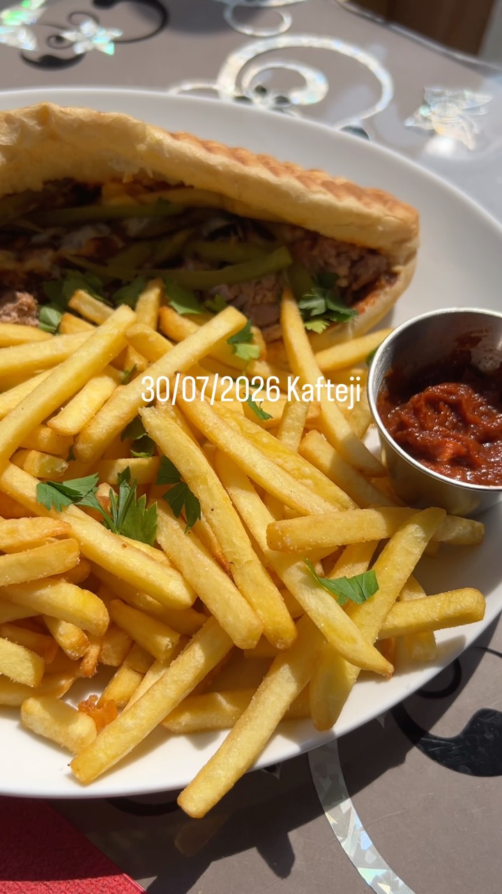🇹🇳 Tunisian casse-croûte with tuna and harissa