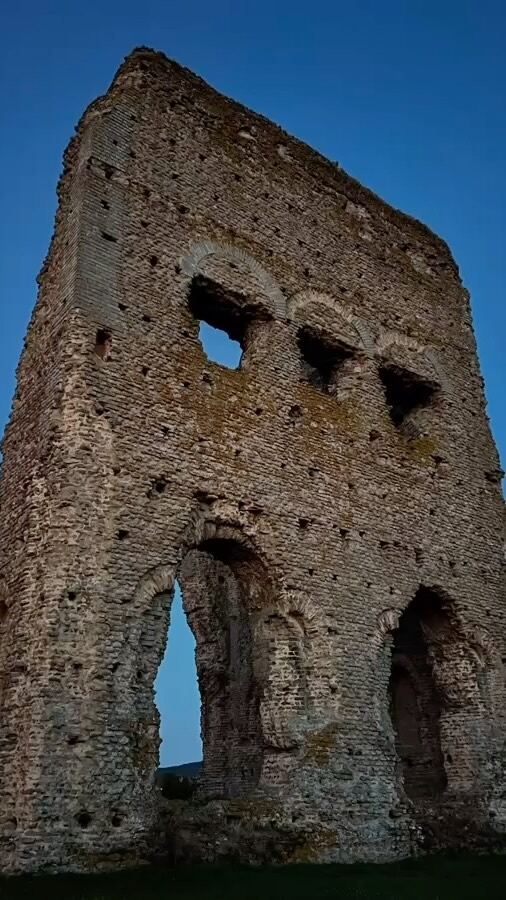 Bourgogne - Autun - Le Temple de Janus