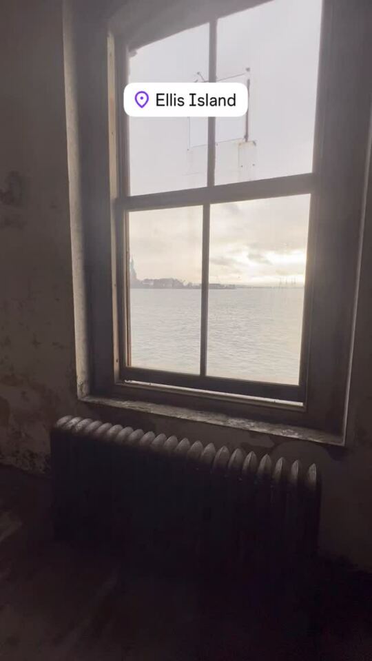 Ellis Island (Hard Hat Tour)