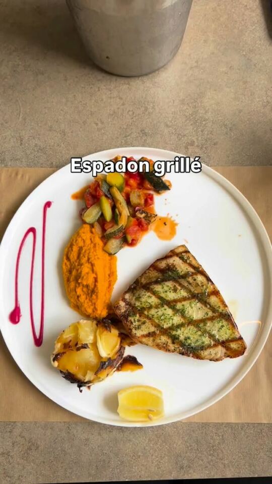 Espadon grillé, Restaurant en Corsica.