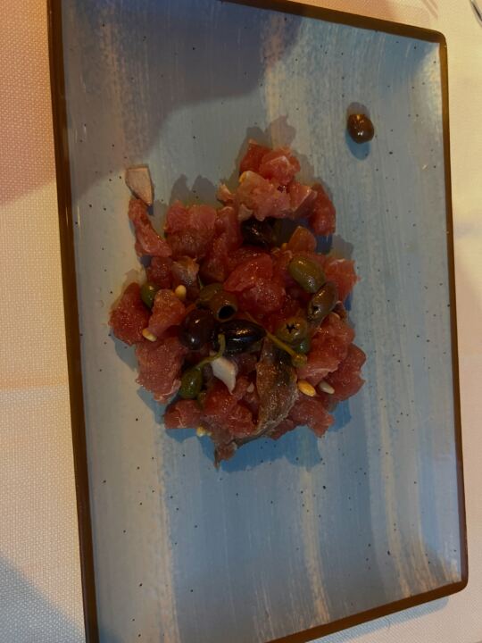 Ce soir Tartare italien de thon cru, Poulpe grillé avec Cime di Rapa !