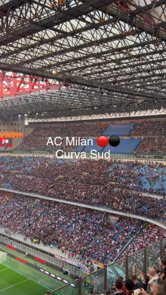AC Milan 🔴⚫️ Curva Sud.