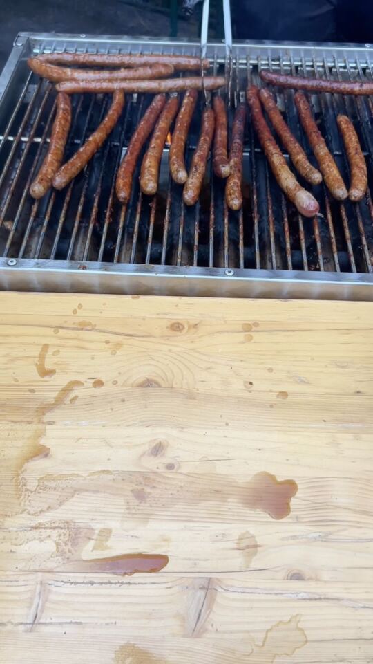C'est parti pour les Merguez au Stade du Schlossberg à Forbach en plus fait super chaud 🥵 !