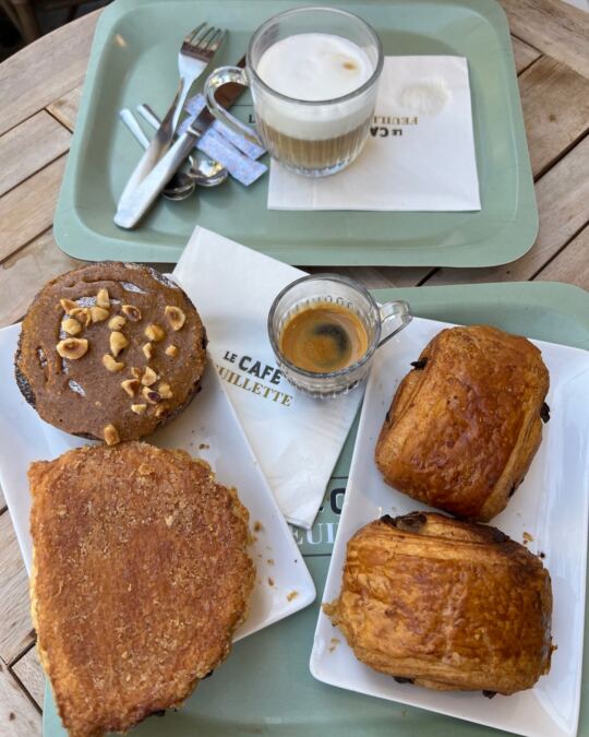 Pâtisserie Francaise à Reims, chez Boulangerie et Café Feuillette.