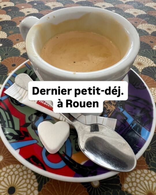 Dernier petit-déj.