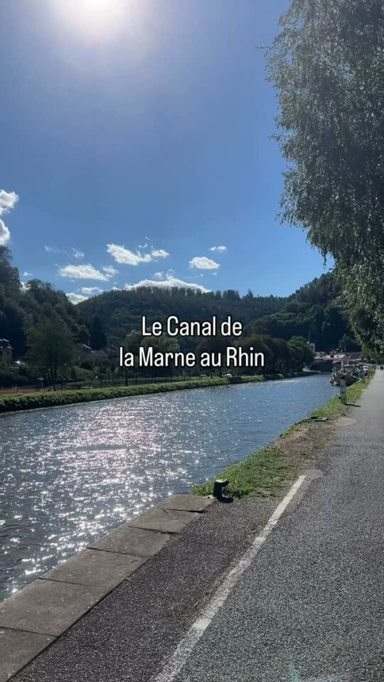 Le Canal de la Marne au Rhin.