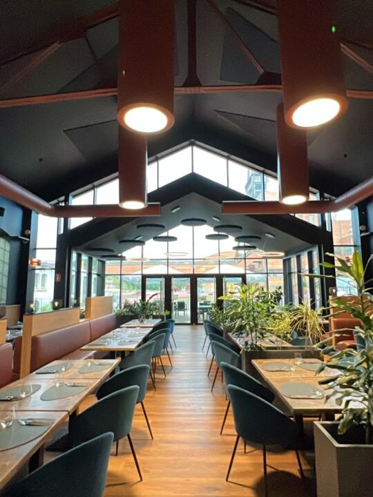 Le Restaurant Le Mine904, il vient d'ouvrir ya 2 jours !